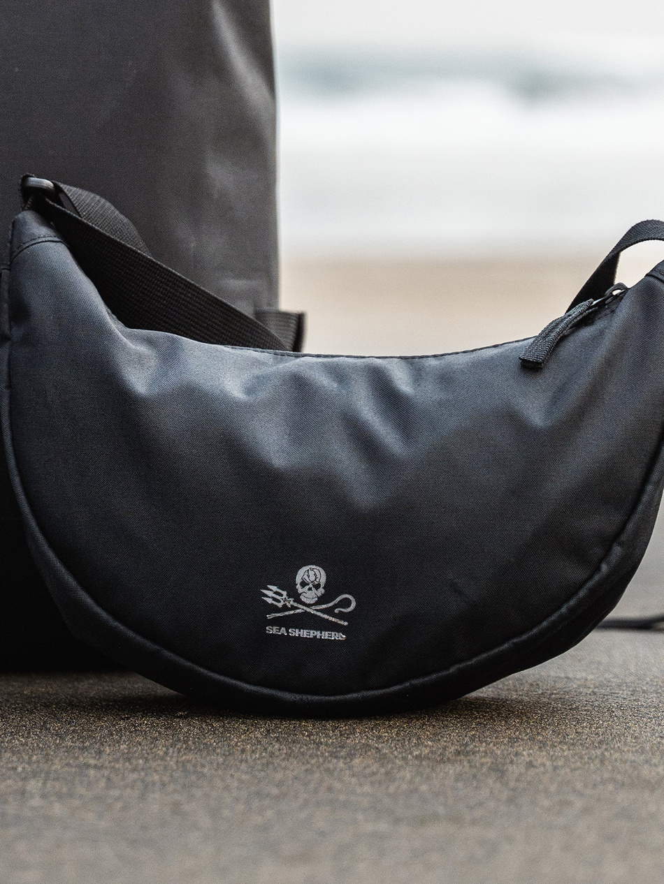 Torba GOT BAG Moon Bag Small Sea Shepherd Black