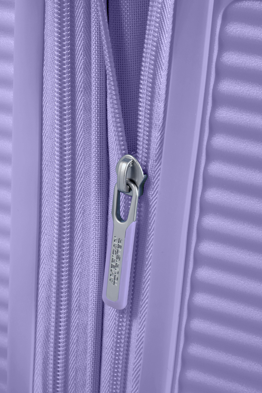 Walizka kabinowa American Tourister Soundbox 55cm powiększana Lavender