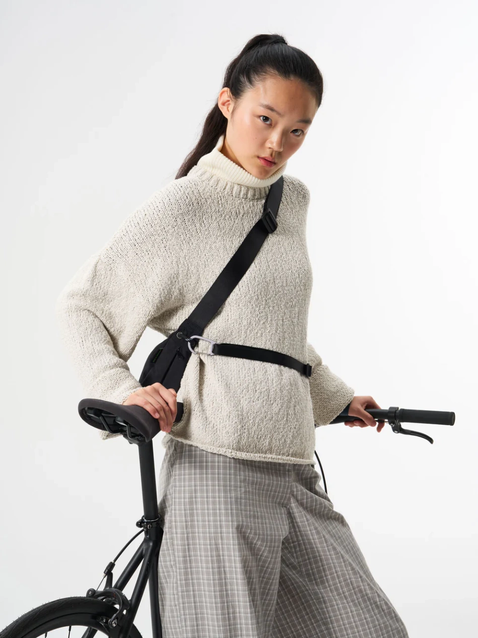 Torebka AEVOR Bike Sling Bag Black