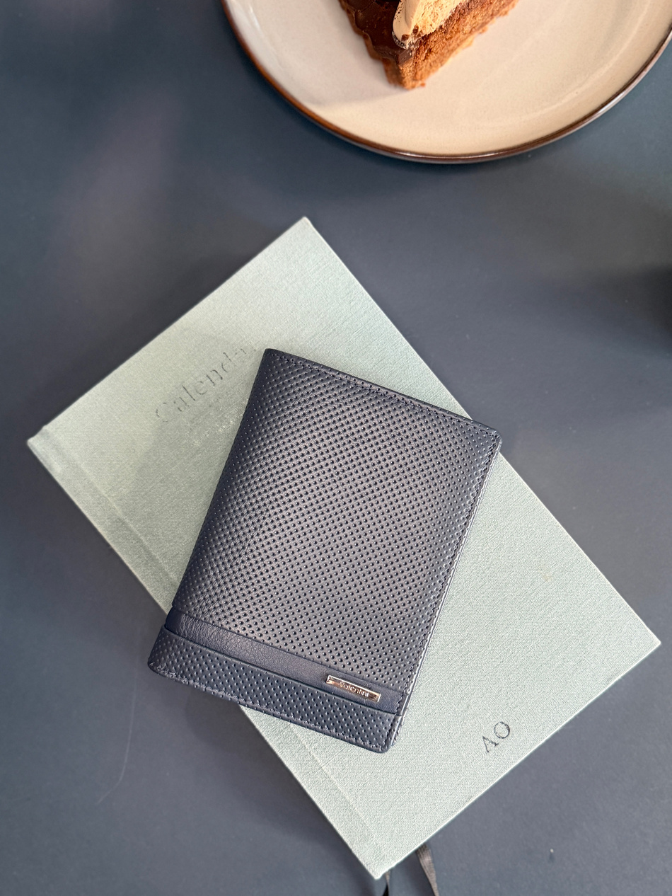 Pionowy portfel męski Valentini Perforated 265 granatowy