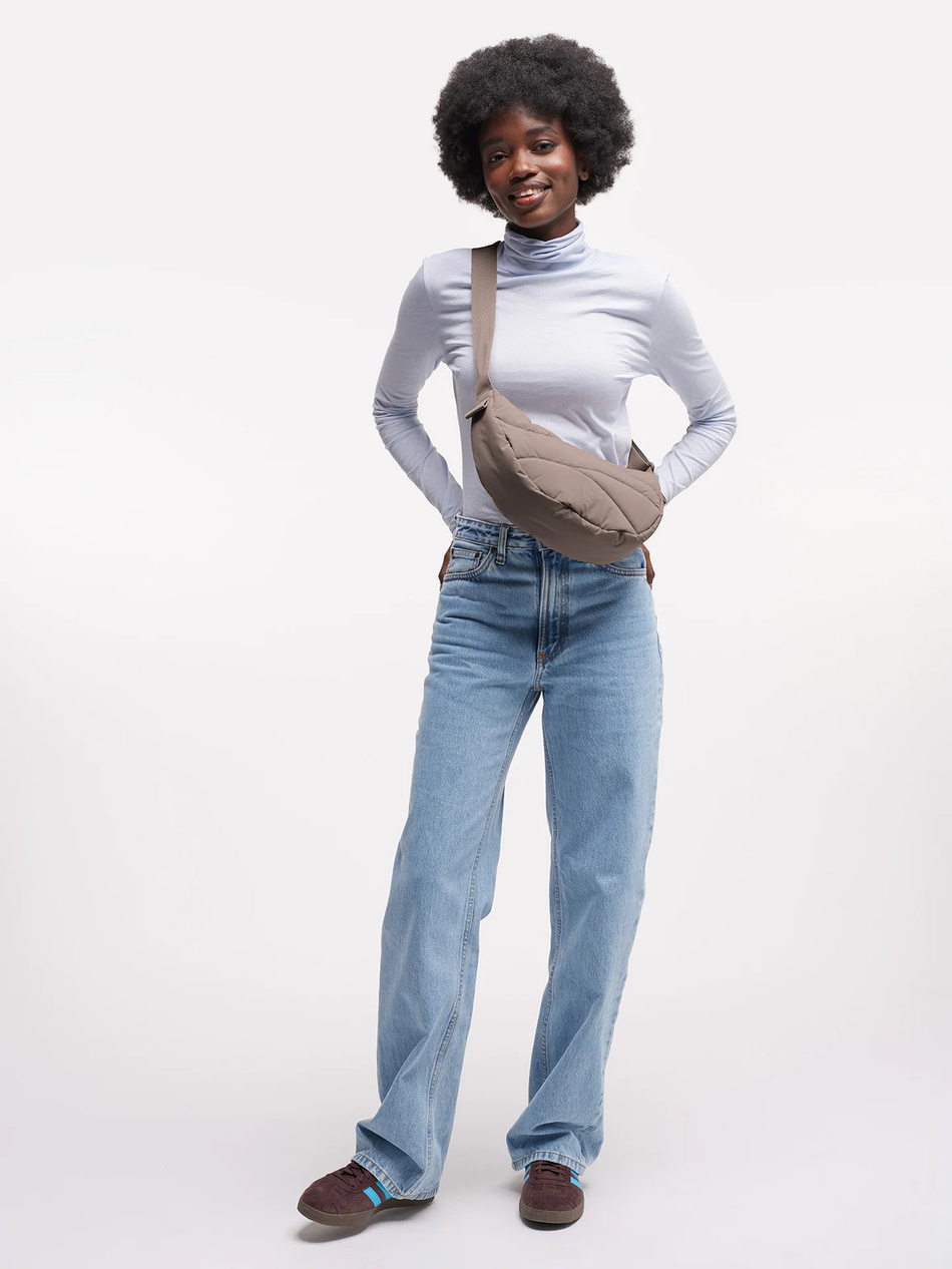 Torba GOT BAG Wavy Poofer Moon Bag Small Oyster Monochrom