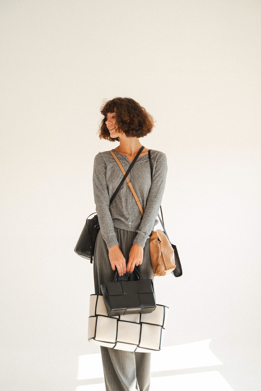 Mała torebka Cynthia czarna