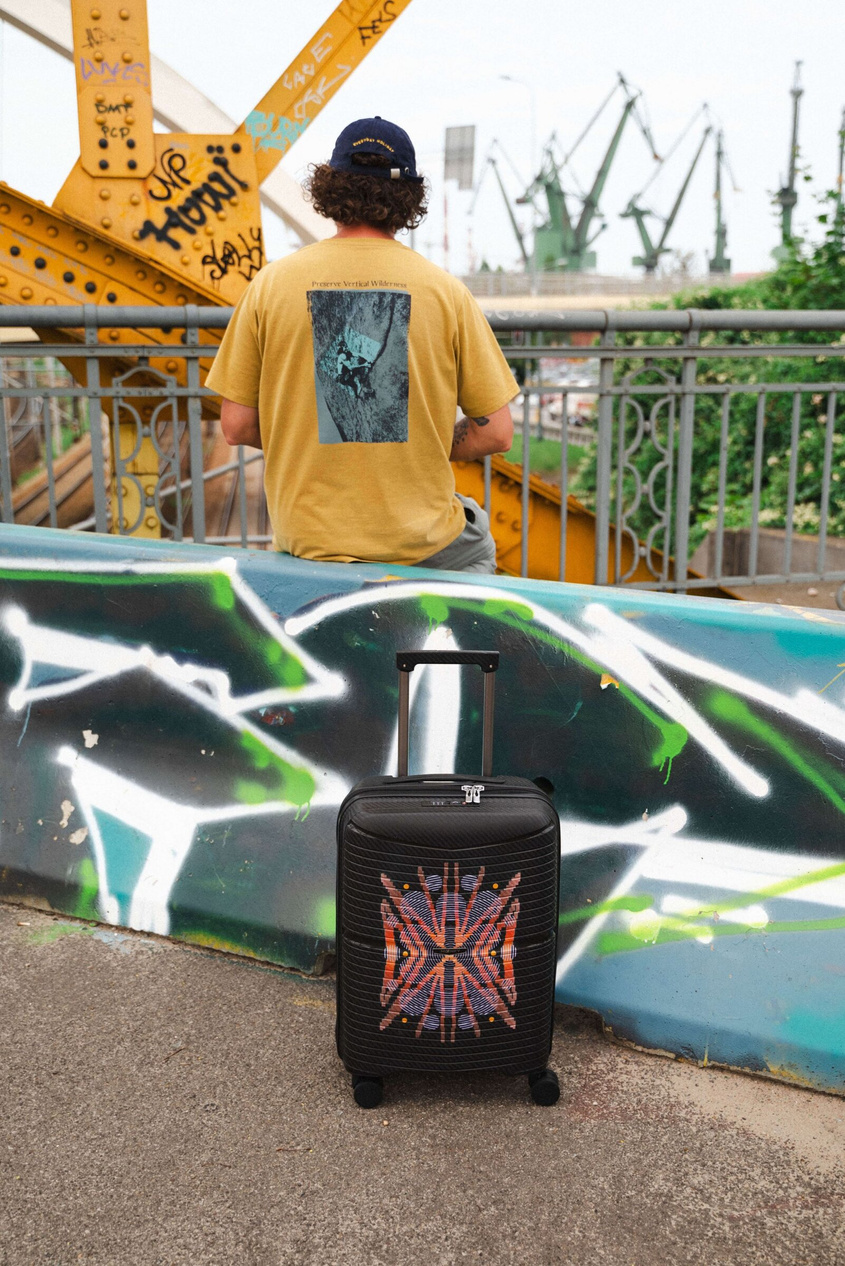 Walizka kabinowa The System BLU MOONKY x Wędzicka