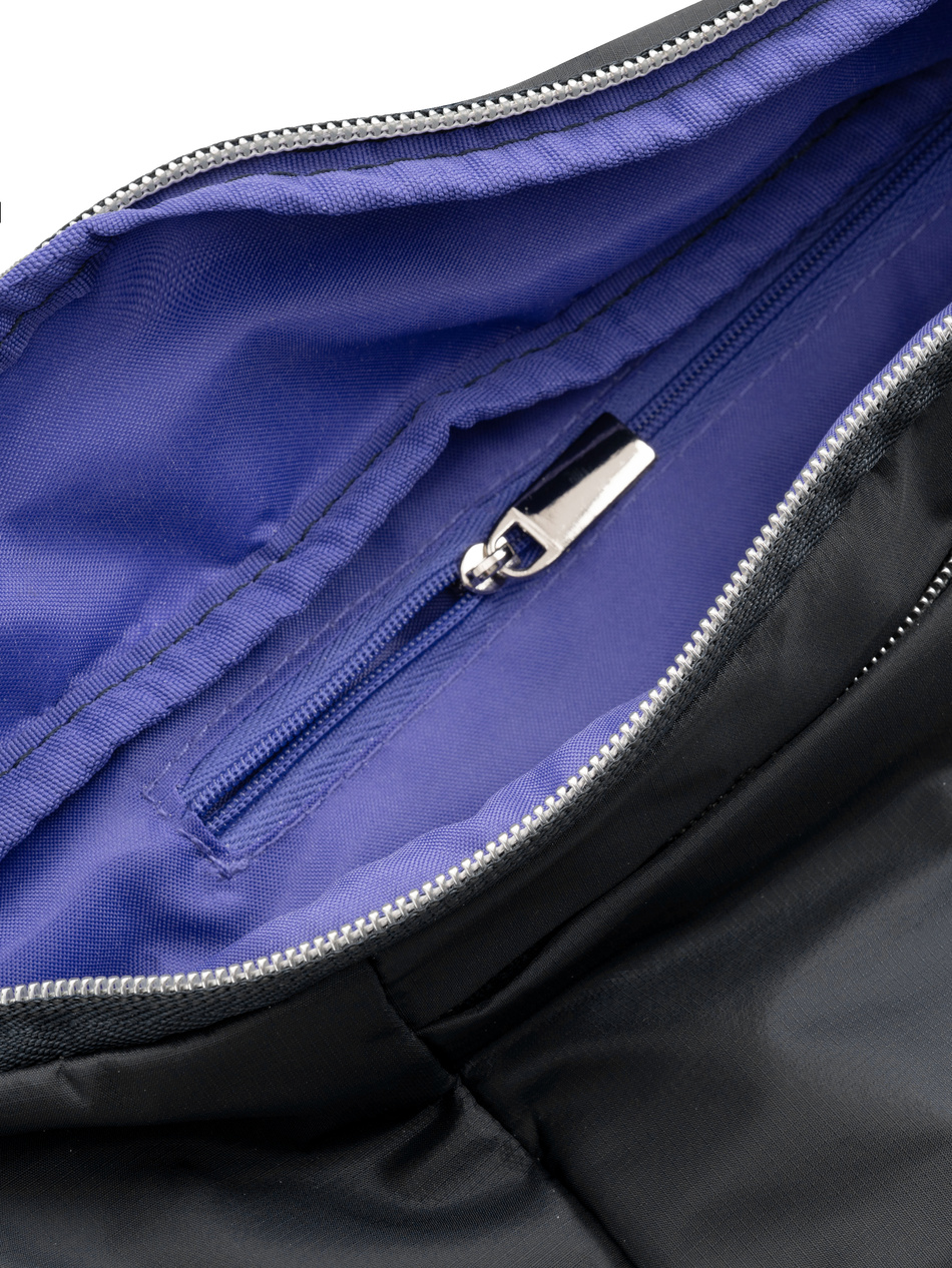 Saszetka BLU MOONKY One-Two Boom czarna