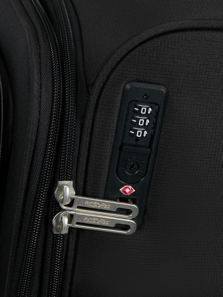 Walizka American Tourister Cloudrider 67cm powiększana czarna