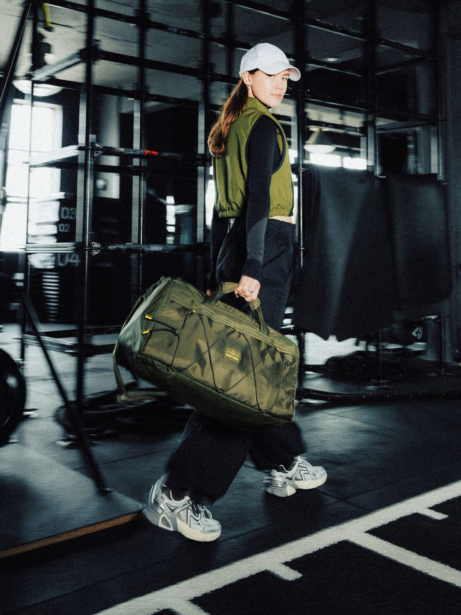 Torba podróżna JOHNNY URBAN Shawn Medium Olive