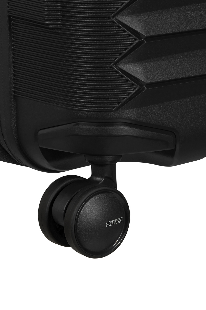 Walizka American Tourister Fastforward 68cm powiększana czarna